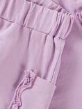 Bild in Galerie-Betrachter laden, Minymo Shorts mit Rüsche - Violet Dusk
