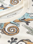 Bild in Galerie-Betrachter laden, Minymo T-Shirt mit einem Allover Print - Vanilla Ice