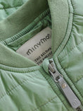 Bild in Galerie-Betrachter laden, Minymo Steppjacke mit Rückendetails - Lily Pad