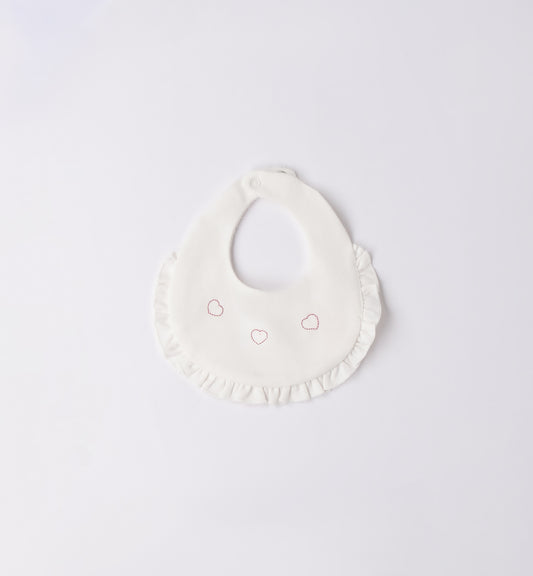 Sarabanda "Lätzchen" mit Herzchen aus Glitzersteinchen und Rüsche - Weiss