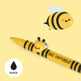 Bild in Galerie-Betrachter laden, Gelstift mit Deko-Tierchen Bee „Bee Different“ - Lovely Friends