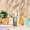 Bild in Galerie-Betrachter laden, Legami 2-in-1-Federmäppchen aus Silikon Gorilla „Wild but Kind“ - Kawaii