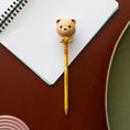 Bild in Galerie-Betrachter laden, Legami Anti-Stress-Bleistift Teddy Bear „Dream Big“ - Squeezies