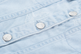 Bild in Galerie-Betrachter laden, Someone "Jeansjacke" mit Schmetterlingen - Light Blue Denim
