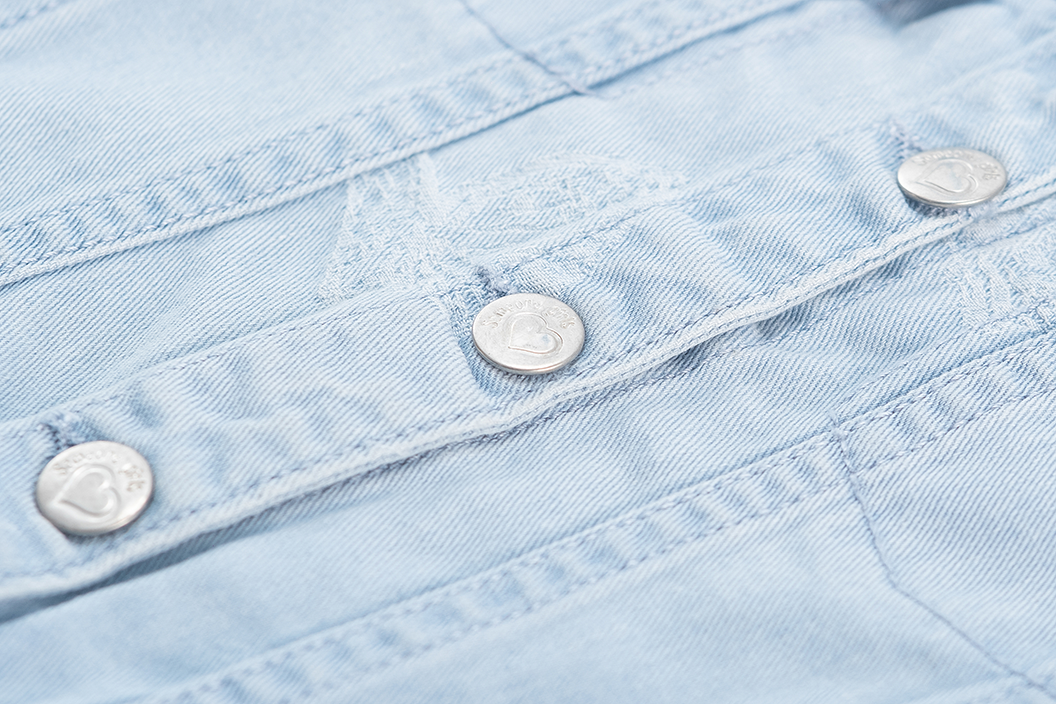 Someone "Jeansjacke" mit Schmetterlingen - Light Blue Denim