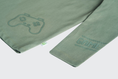 Bild in Galerie-Betrachter laden, Someone "T-Shirt langarm" Game - Light Khaki
