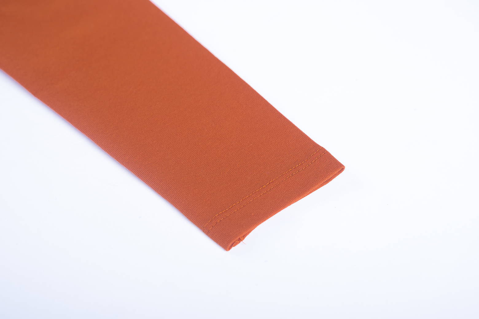 Someone "T-Shirt langarm" mit Gliterdruck und Puschel - Cognac