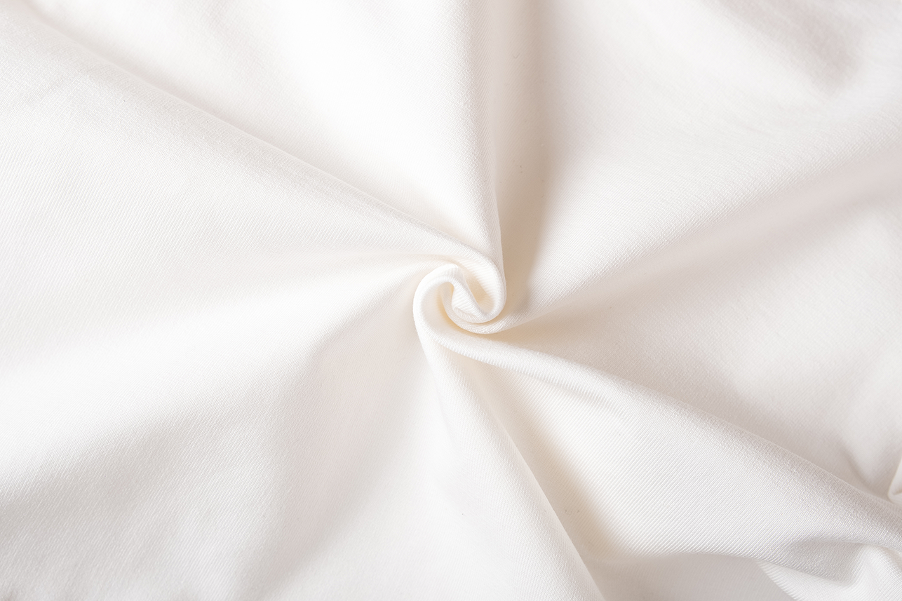 Sweatshirt mit Applikation - Ecru