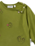 Bild in Galerie-Betrachter laden, Sanetta "Sweatshirt" mit Stickerei - Olive Green
