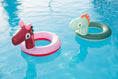 Bild in Galerie-Betrachter laden, Quut "Schwimmring" Pferd - Rosa/Rot
