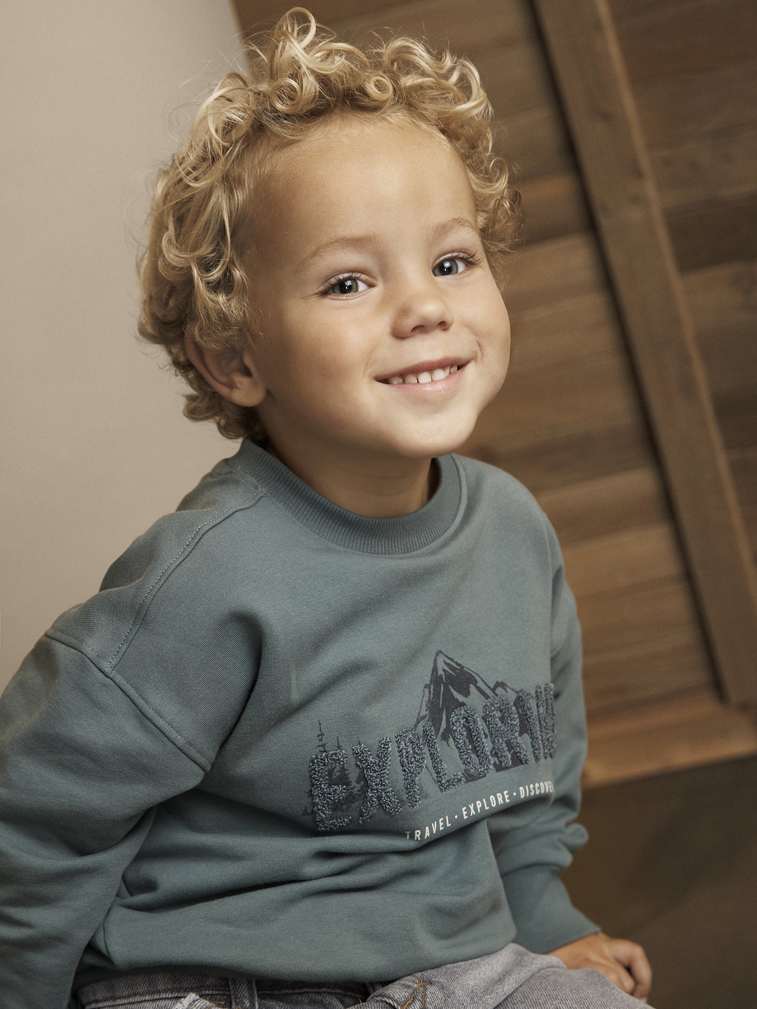 En Fant "Sweatshirt" mit Dino - Balsam Green