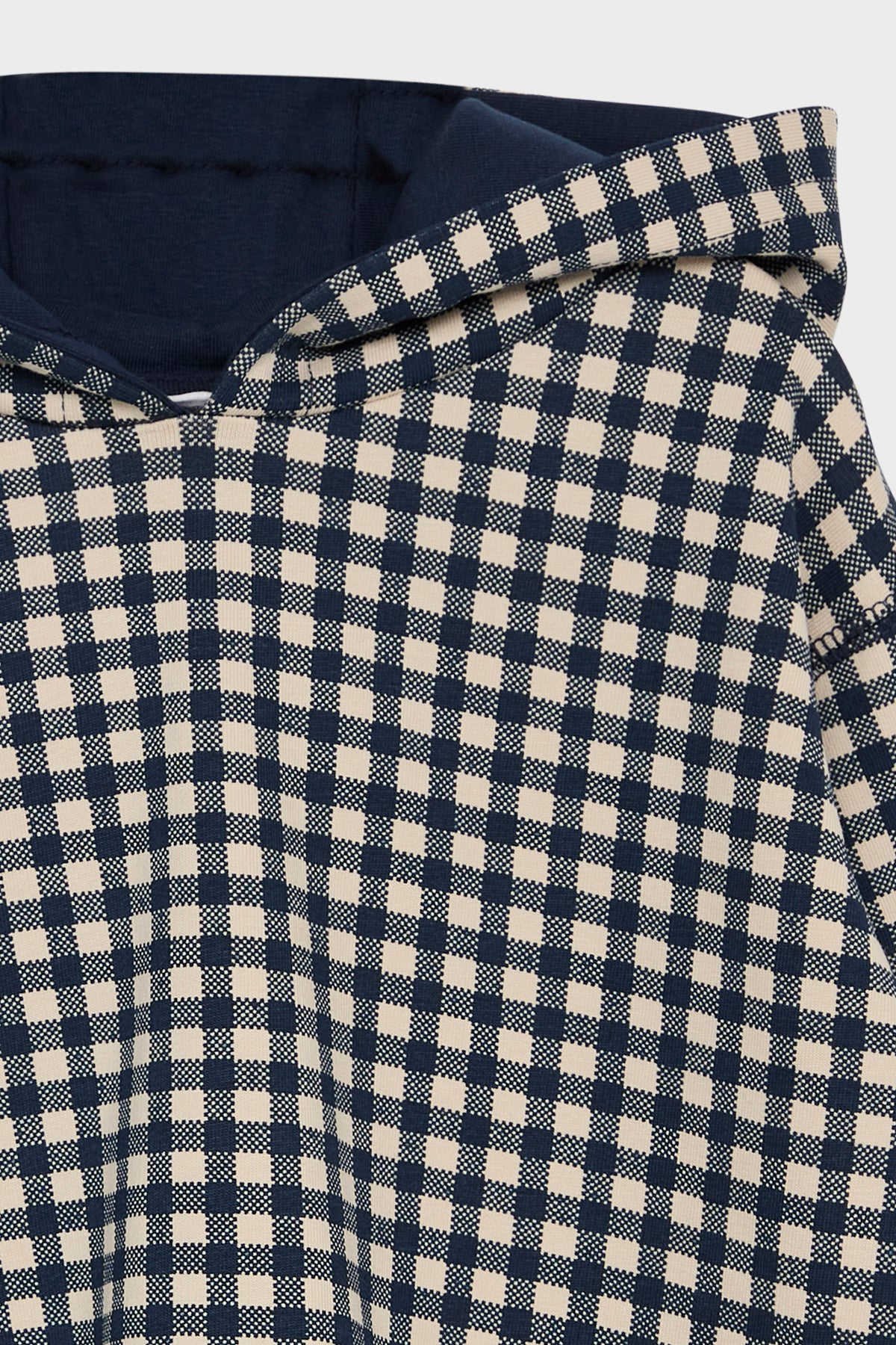 Hust and Claire Sweatshirt Storm