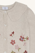 Bild in Galerie-Betrachter laden, Hust & Claire "Strickjacke Camilia Flower" - Wheat Melange
