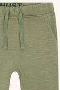 Bild in Galerie-Betrachter laden, Hust & Claire Jogginghose Georg - Light Green
