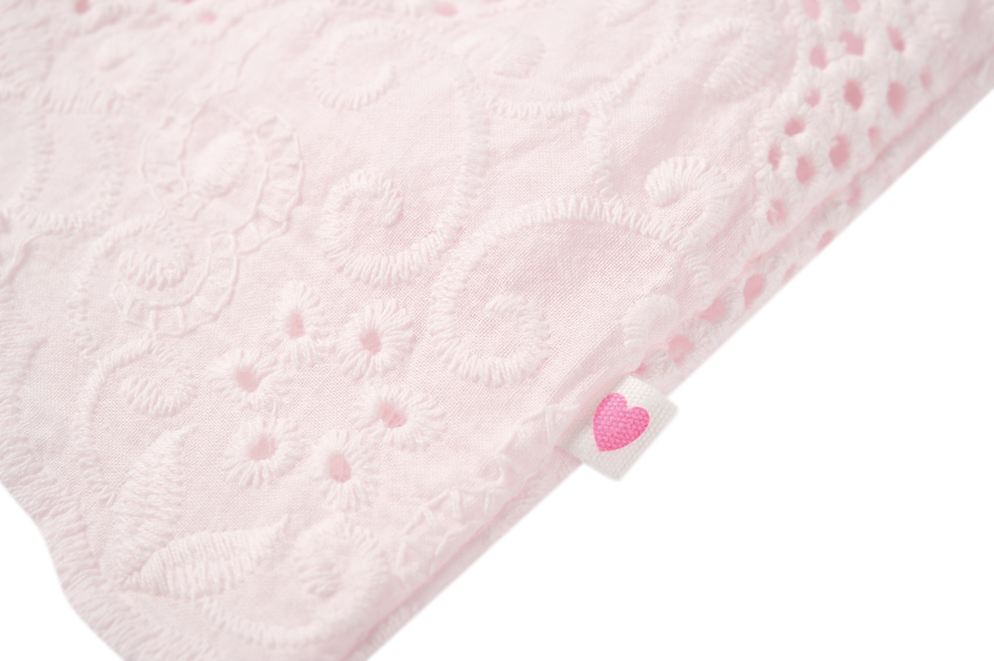 Someone Rock mit Lochstickerei - Soft Pink