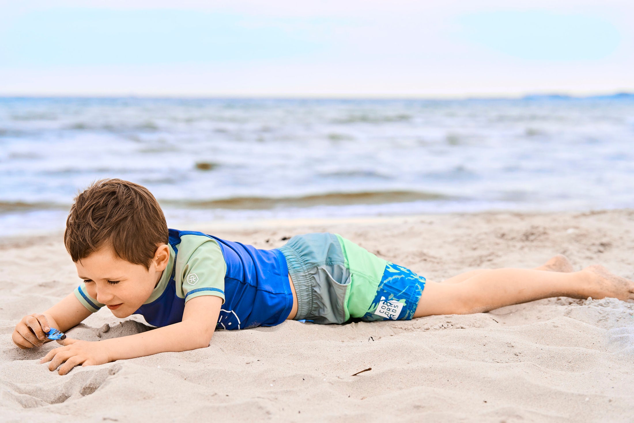 Color Kids "Schwimm Shorts lang" Blockstreifen - Green Ash