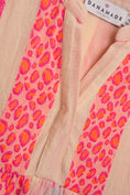 Bild in Galerie-Betrachter laden, Danamade Kleid Lotte - Neon Pink
