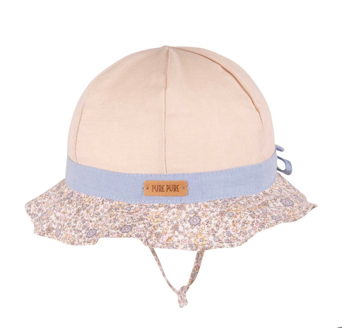 Pure Pure Mütze mit Bindebändchen