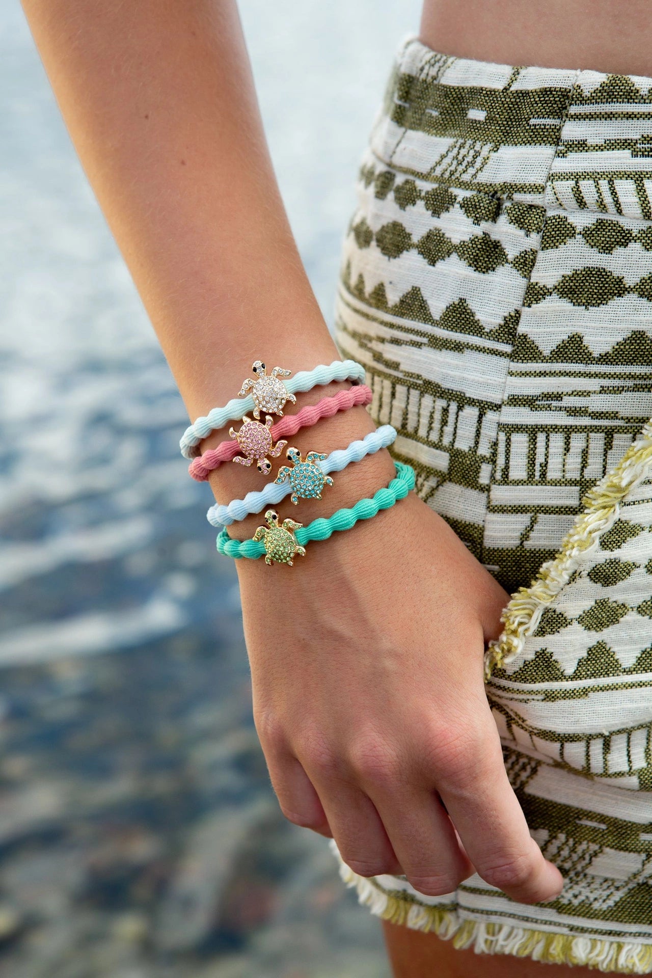 byEloise Haargummi/Armband Schildkröte Coral