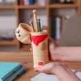 Bild in Galerie-Betrachter laden, Legami 2-in-1-Federmäppchen aus weichem Silikon - Kawaii - Golden
