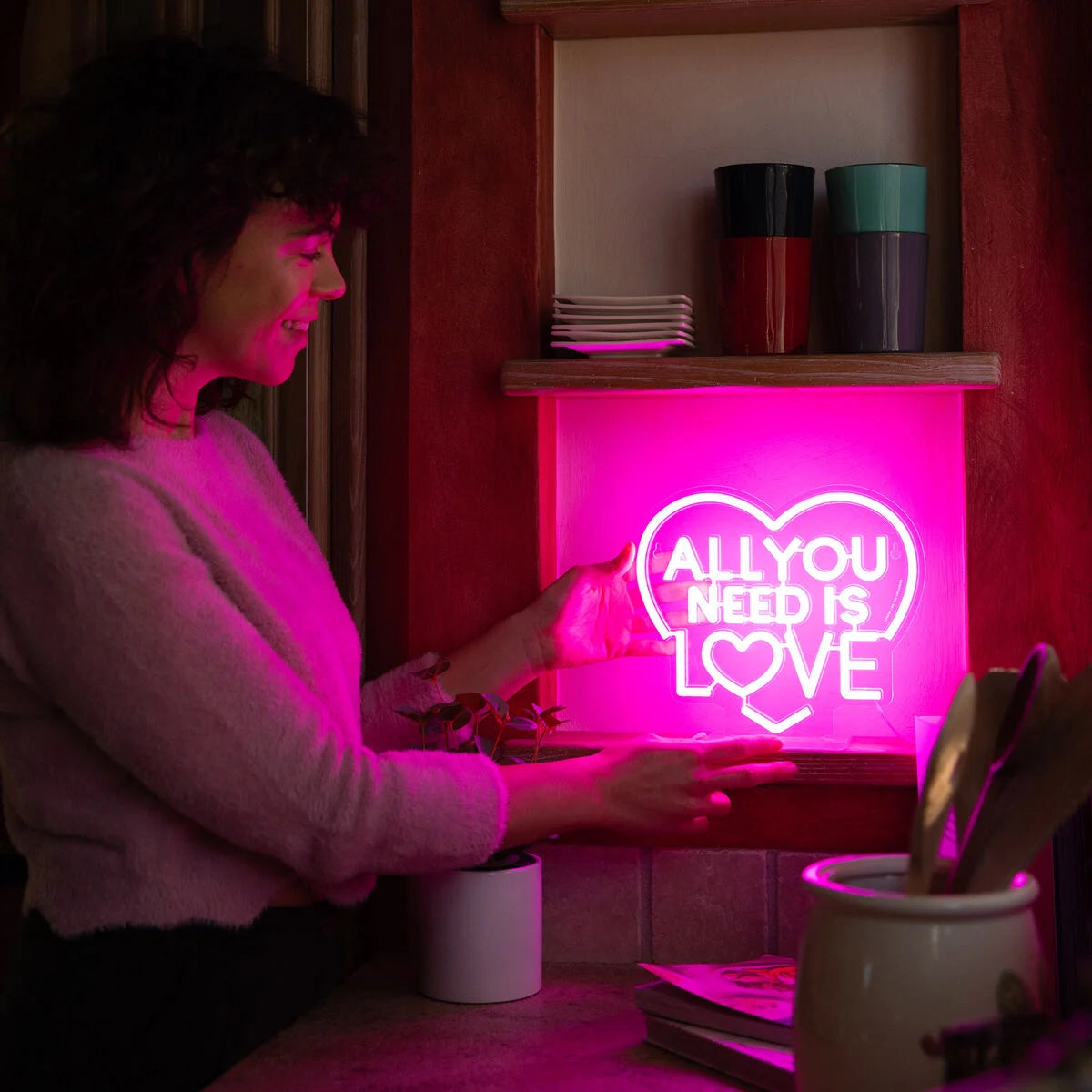 Legami LED-Lampe mit Neoneffekt - All You Need is Love - It’s a Sign