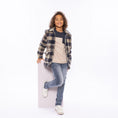 Bild in Galerie-Betrachter laden, No Way Monday "T-Shirt langarm" mit Tasche und Armbündchen - Beige/Anthracit
