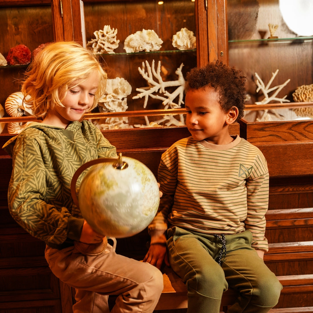 Koko Noko "Sweatshirt" gestreift - Dark sand