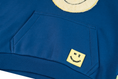 Bild in Galerie-Betrachter laden, Someone Sweatshirt mit Kapuze - Smiley - Dark Blue
