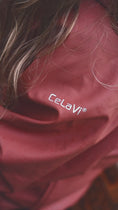 Video in Galerie-Betrachter laden und wiedergeben, CeLaVi "Softshell-Hose" - Brick Dust
